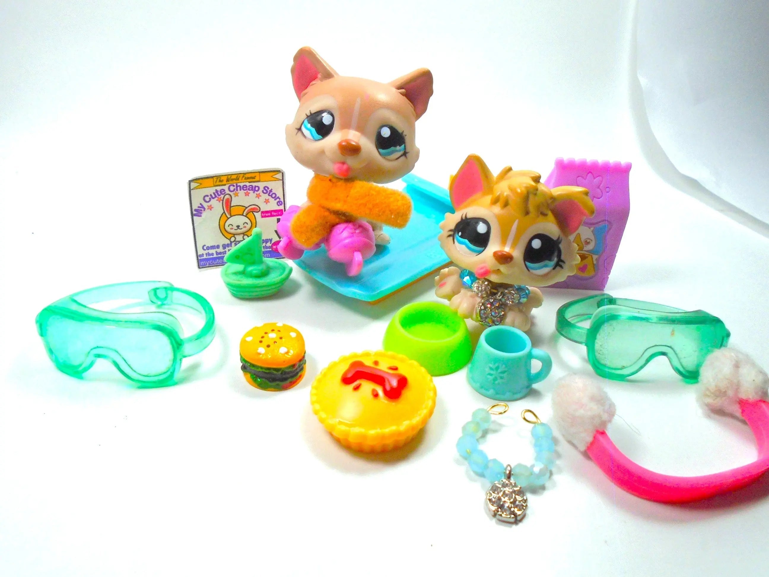Littlest Pet Shop Doberman #92 with accessories
