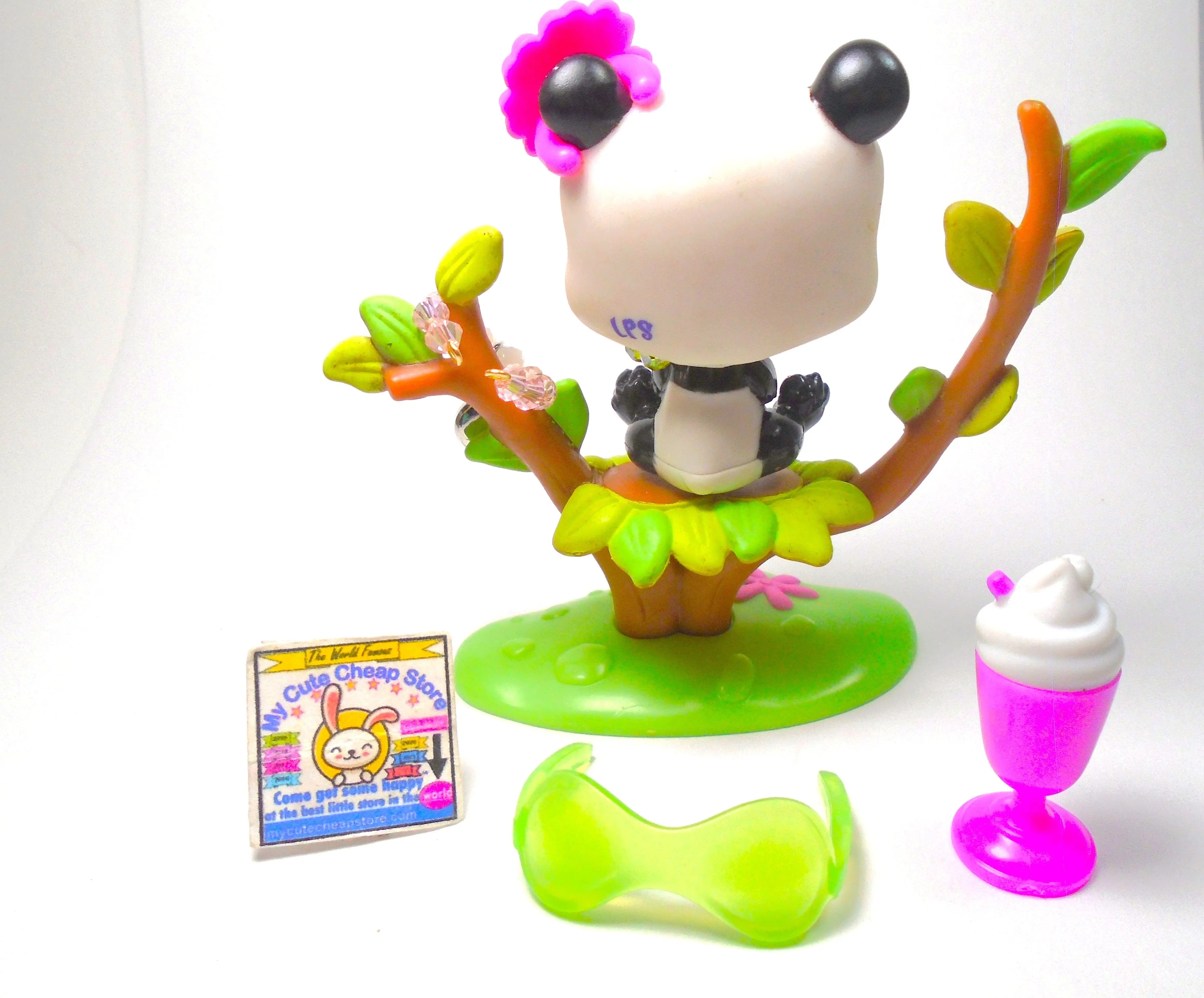 Littlest Pet Shop Crouching cat #2576 with accessories